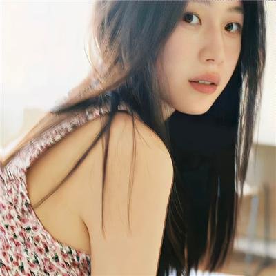 赤裸的公务员